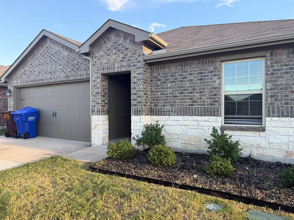 2036 Berrywood Dr