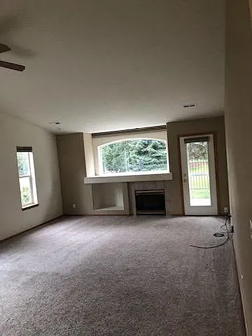 3 bed, 1521 sqft, $2,300 — Photo 2