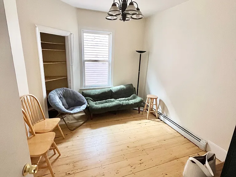 87 Hillside St — Photo 3
