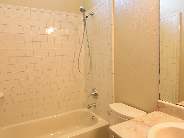 2502 Savage Dr — Photo 15