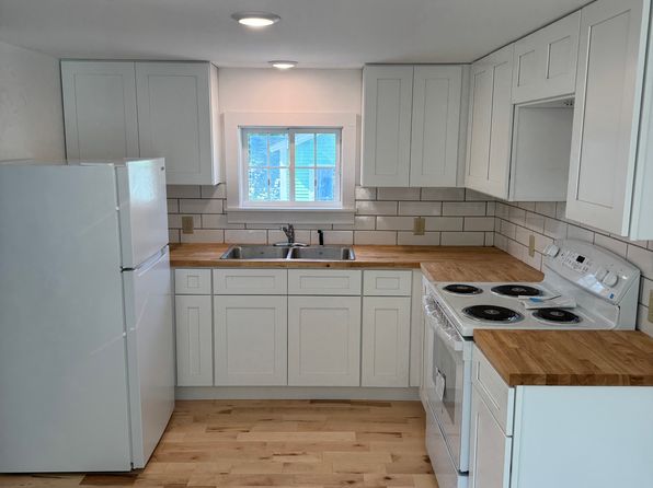 22 Grove St #3