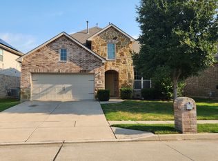 8852 Night Wind Ln, Fort Worth, TX 76244