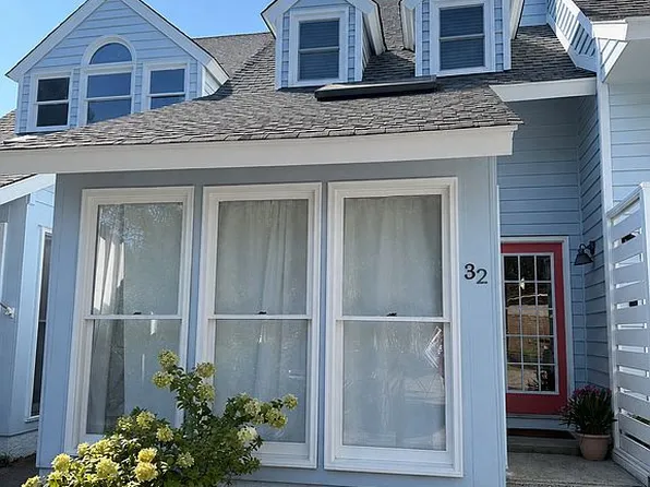 4920 S 1st St APT 32, Murrells Inlet, SC 29576