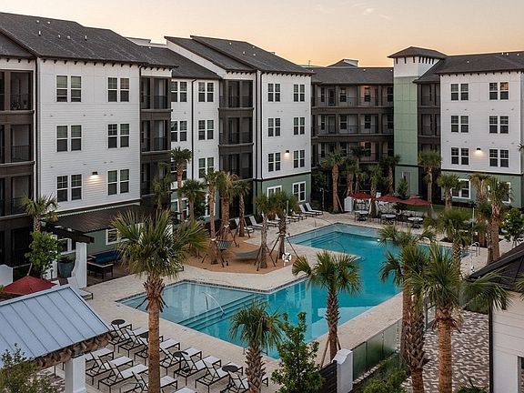 Resort-style pool
