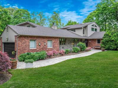 2 Farmview Drive, Dix Hills, NY, 11746