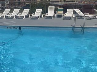 10 Monroe Blvd #27, Long Beach, NY 11561