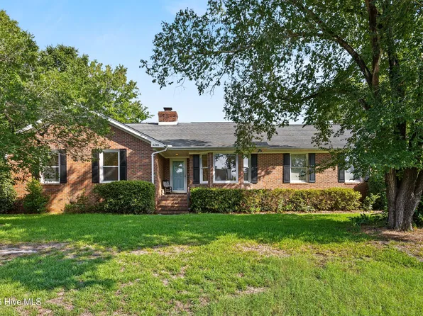 6200 Strawfield Drive, Wilmington, NC 28405