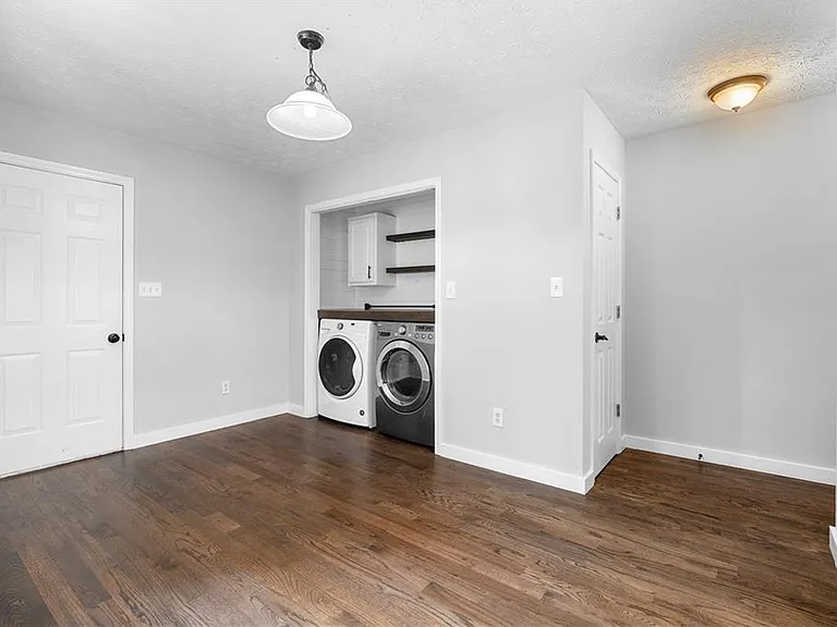141 Poplar Way — Photo 22