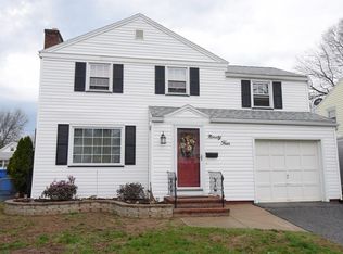 94 Yarker Ave, Rochester, NY 14612