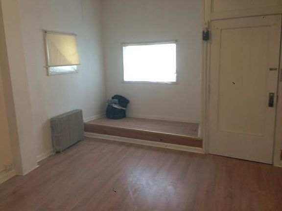 2nd image of 693 Summit Ave APT 1