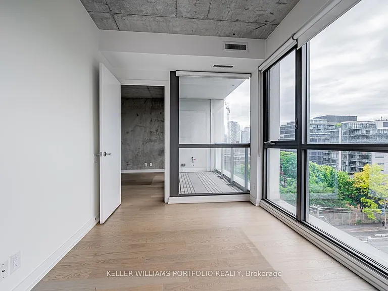 39 Brant St #726 — Photo 14