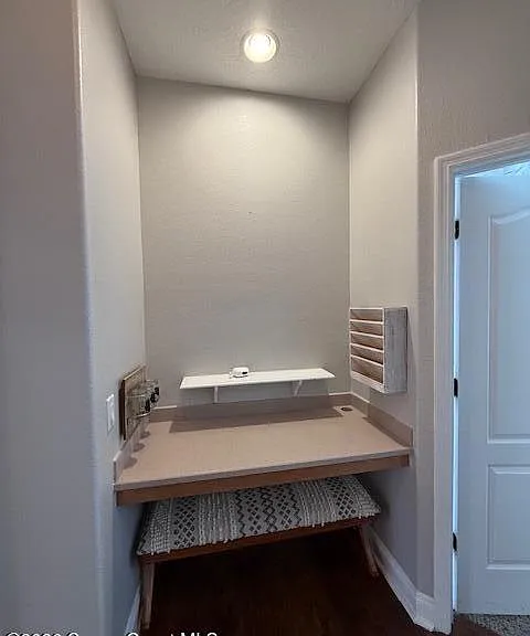631 Waterside Cir — Photo 10