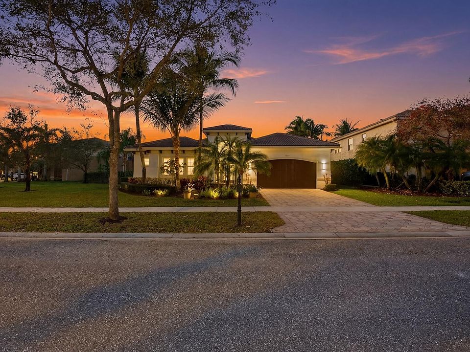 1st image of 11912 Fox Hill Circle