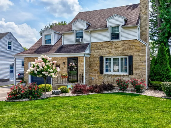 1309 E Hickory St, Streator, IL 61364