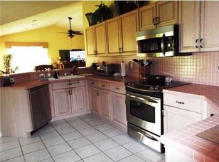 20300 Hacienda Ct, Boca Raton, FL 33498