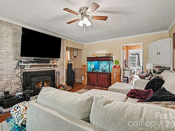 5th image of 6805 Lackey Rd