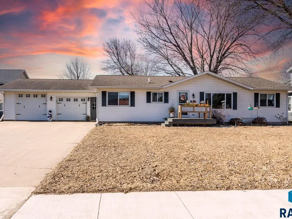 103 Clinton St, Lester, IA 51242