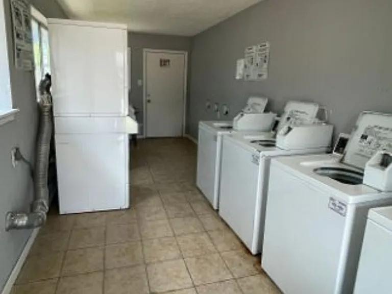 Bridge City Apartments — Photo 29