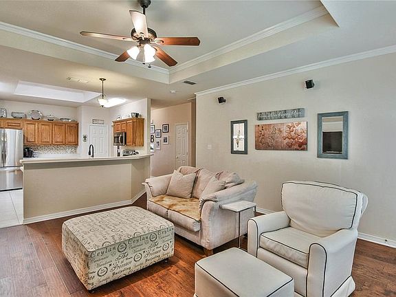 5th image of 2414 Timber Cove Dr