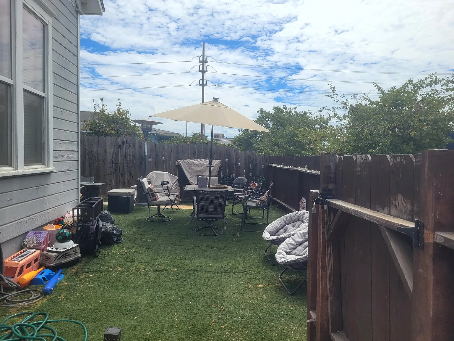 2 bed, 950 sqft, $1,250 — Photo 2
