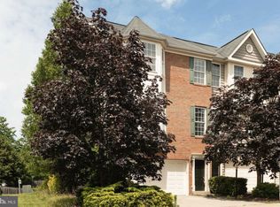 8738 Phipps Farm Way, Manassas, VA 20109