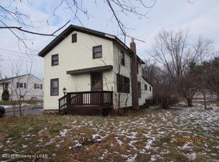 610 Rocky Glen Rd, Avoca, PA 18641