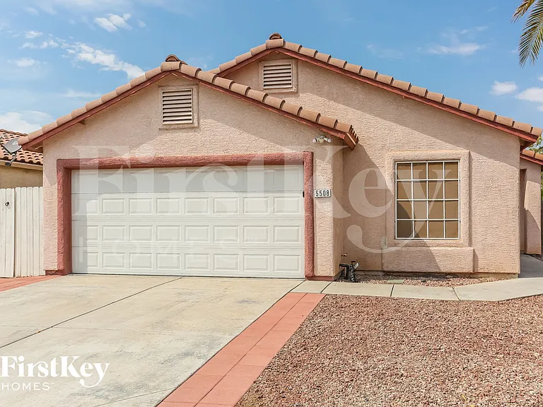 5508 Crinoline Ave — Photo 1
