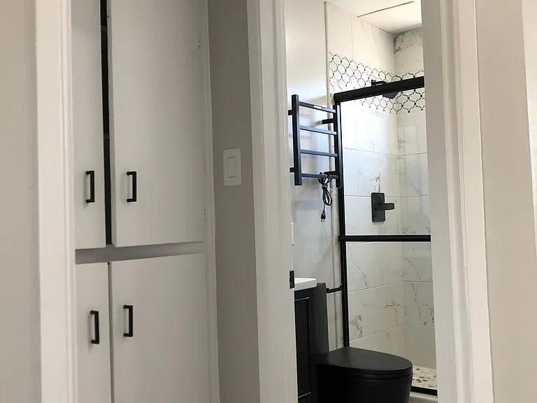 120 Roswell Ave #12 — Photo 7