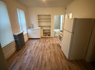 1561 S 9th St, Milwaukee, WI 53204