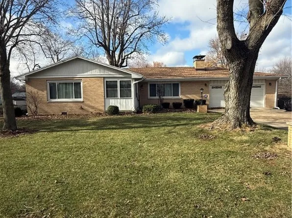 113 Benton Dr, Decatur, IL 62526