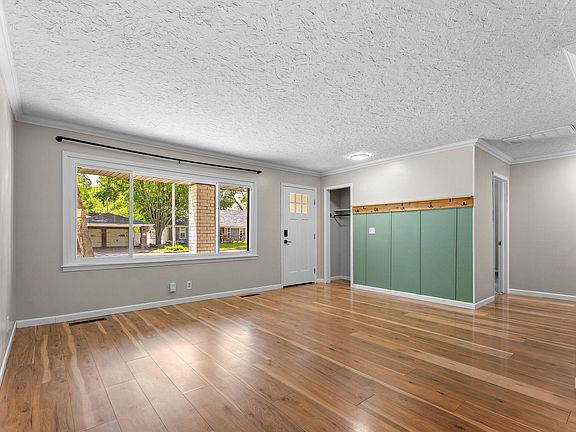 5th image of 1609 W Berkeley Street