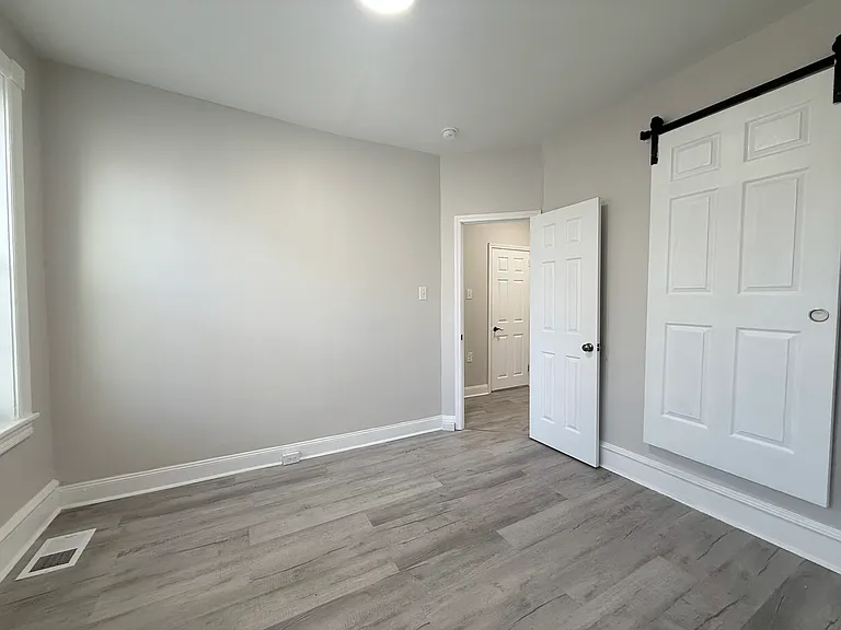 5717 Haverford Ave — Photo 15