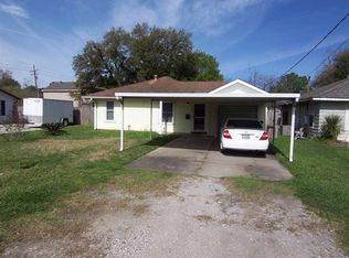 2216 Avenue D, Nederland, TX 77627