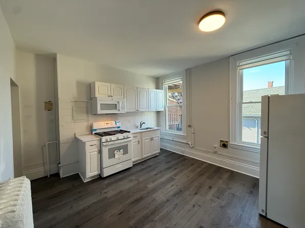 128 Washington Ave #2, Chelsea, MA 02150
