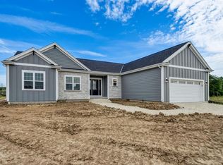 N119W15088 Ivy Ln, Germantown, WI 53022