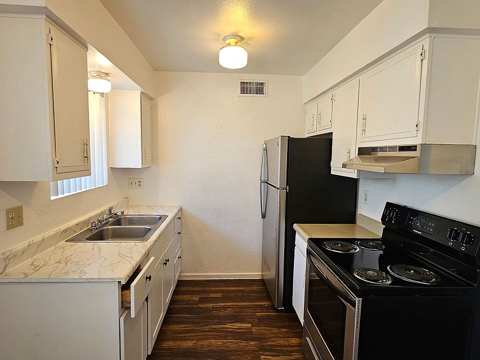 1st image of 1622 N Beverly Ave APT 23