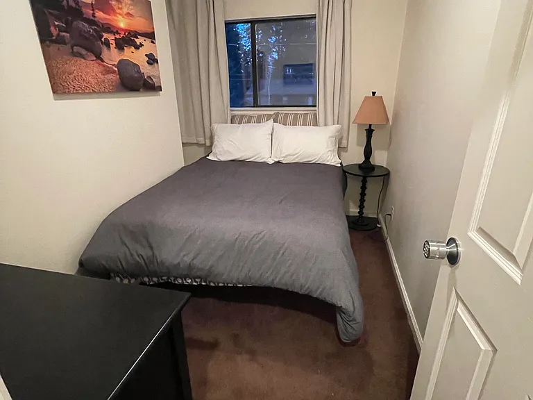 Room w/double bed