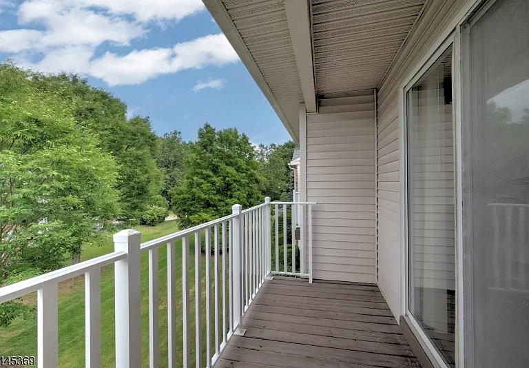 32 Rebecca Rd — Photo 22