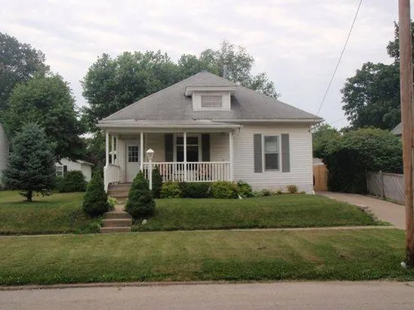 516 N A St, Monmouth, IL 61462