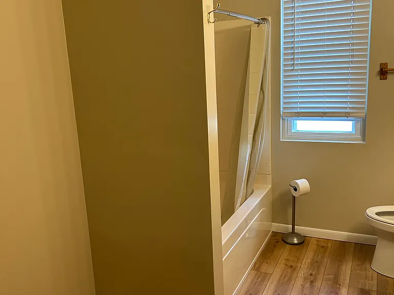 421 Brown Ave #1 — Photo 6