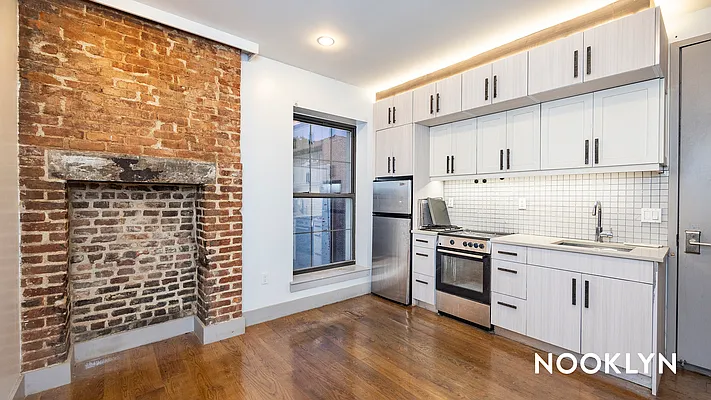 Rented by Nooklyn NYC LLC | media 6