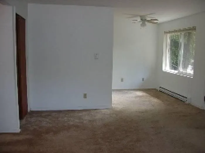 2600 NE 125th St #1 — Photo 6
