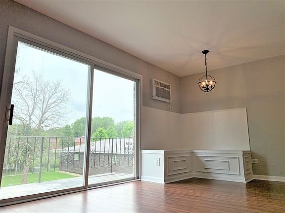 4th image of 5739 W 129th St #2C