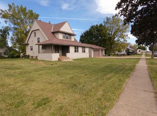 670 8th St, Fennimore, WI 53809