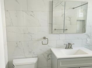 7221 73rd St, Ridgewood, NY 11385