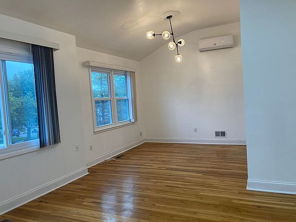 4th image of 97 Dogwood Dr Floor 2