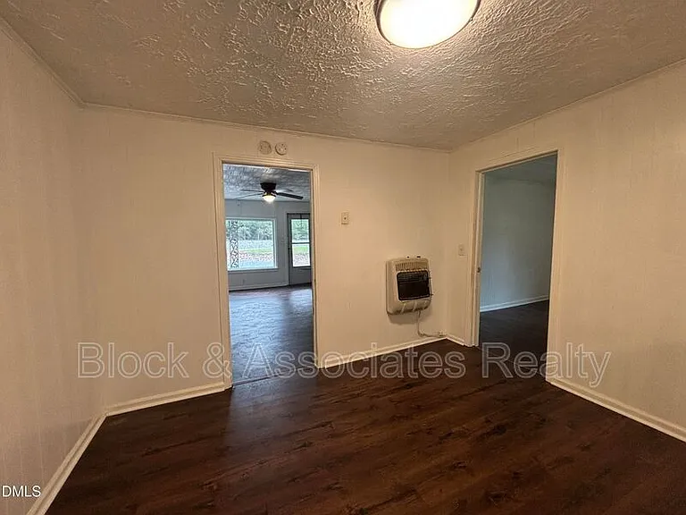 87 Robert Thompson Rd — Photo 27