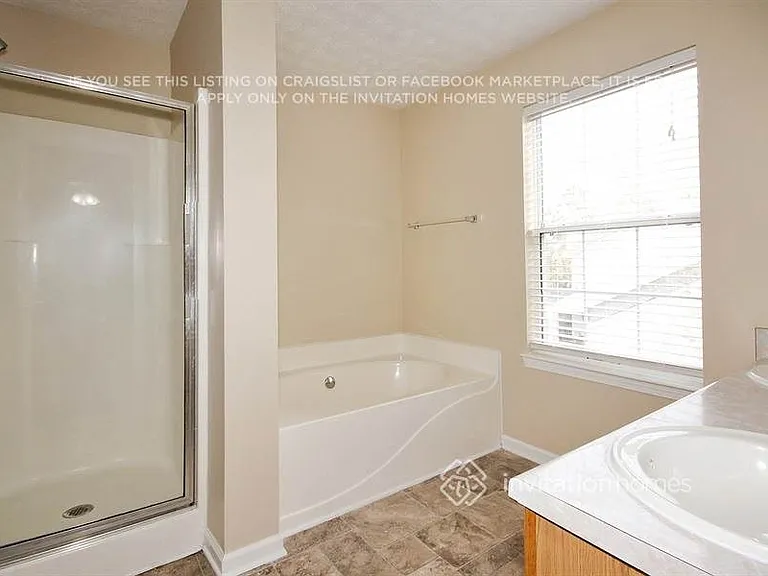 3925 Bradford Walk Trl — Photo 15