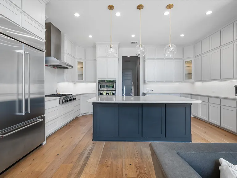 7108 Calypso Ln — Photo 11