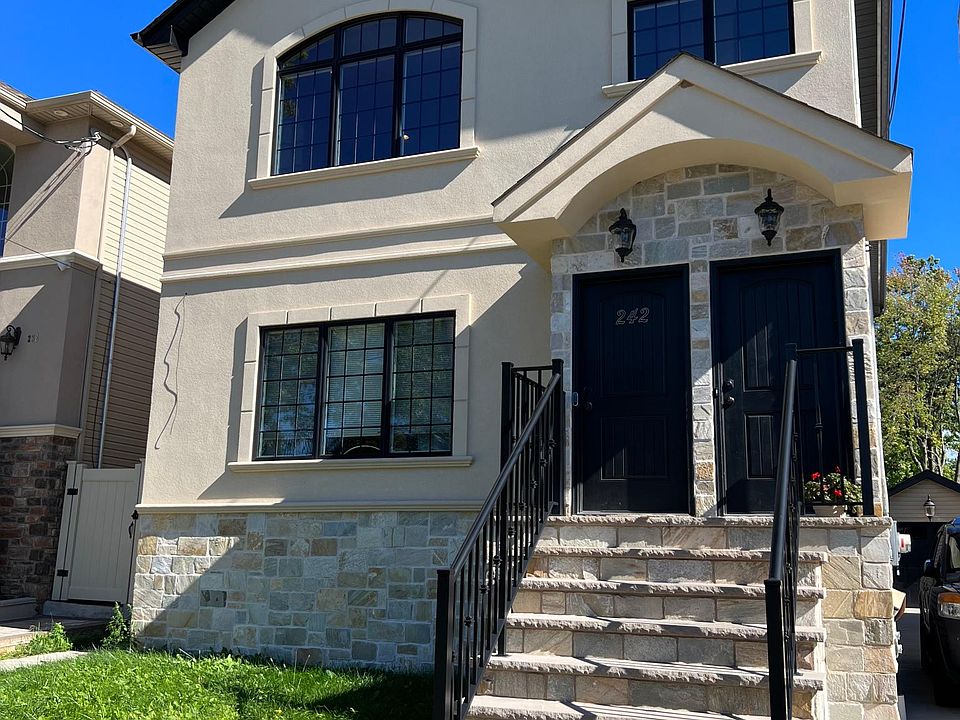 1st image of 242 Ionia Ave #2